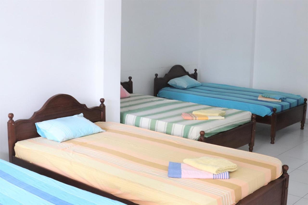 Long Beach Guest House Hikkaduwa Exterior foto