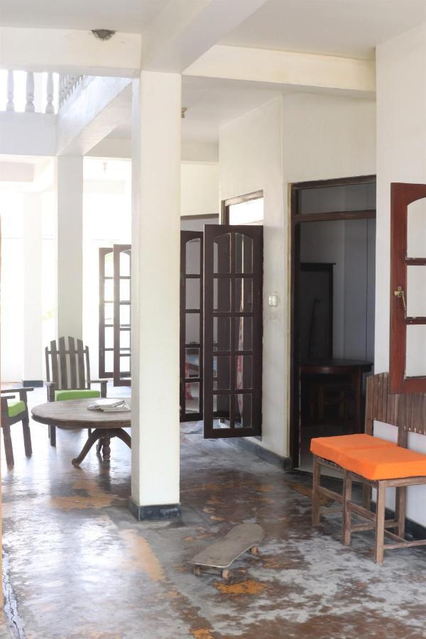 Long Beach Guest House Hikkaduwa Exterior foto